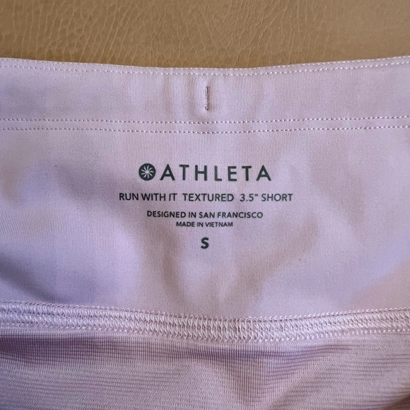 Athleta Run With It Textured Pink Shorts 3.5” - Picture 6 of 6